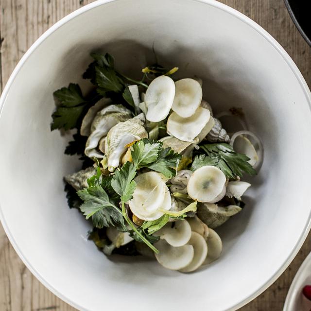 wulken met pastinaak en knoflookboter